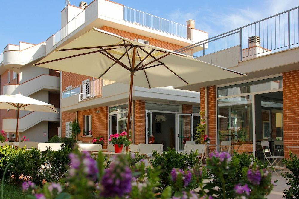 Hotel I Cinque Pini 3*